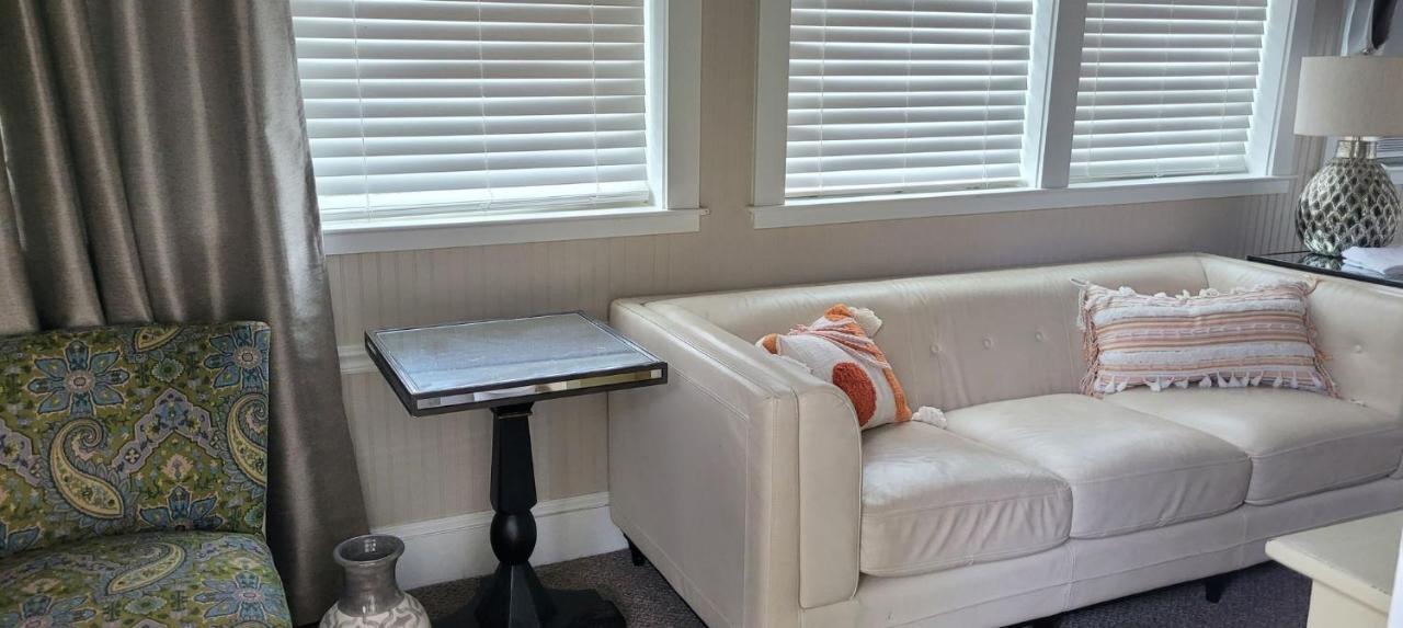Tybee Island Inn Bed & Breakfast ภายนอก รูปภาพ